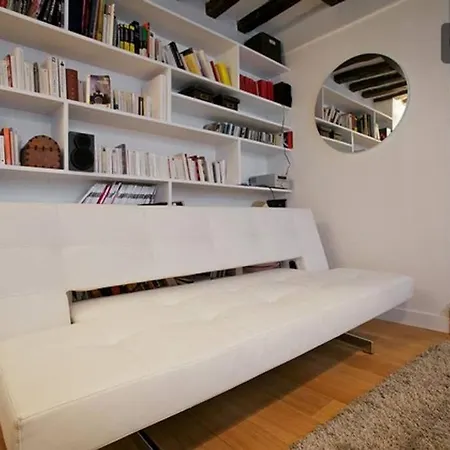 Apartment Charme Et Romantisme A Saint Germain Des Pres